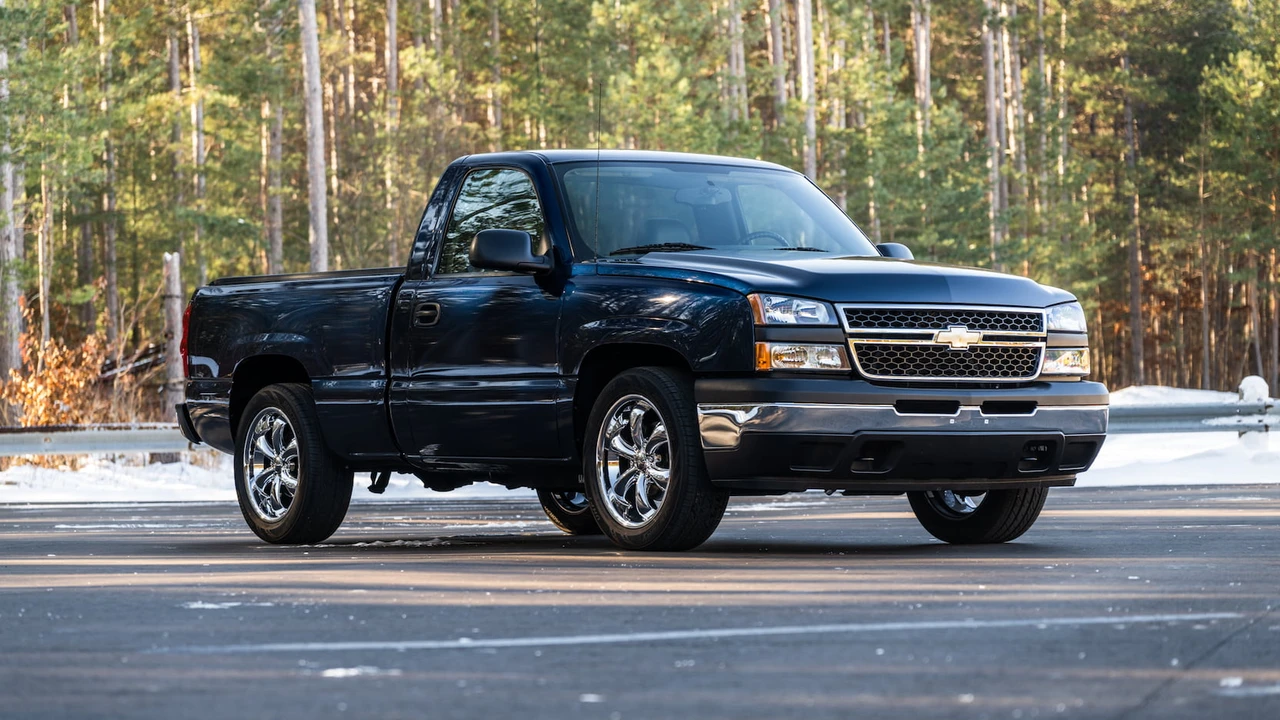 2007 Chevrolet Silverado - Image 30 of 30