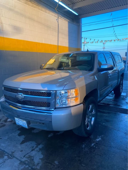 2007 Chevrolet Silverado - Image 9 of 13