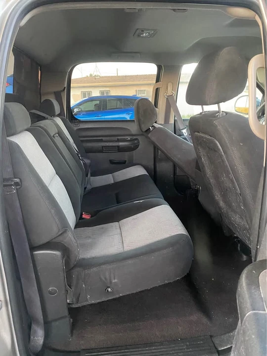 2007 Chevrolet Silverado - Image 11 of 13