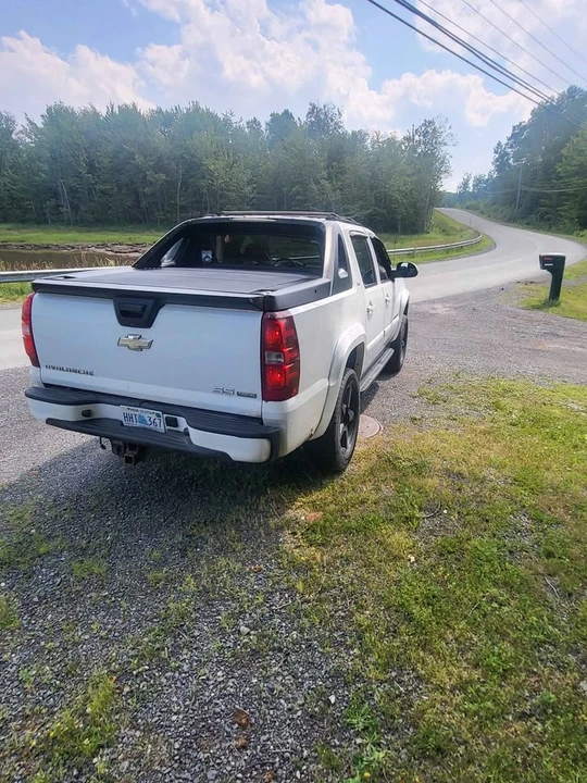 2007 Chevrolet Avalanche - Image 3 of 11