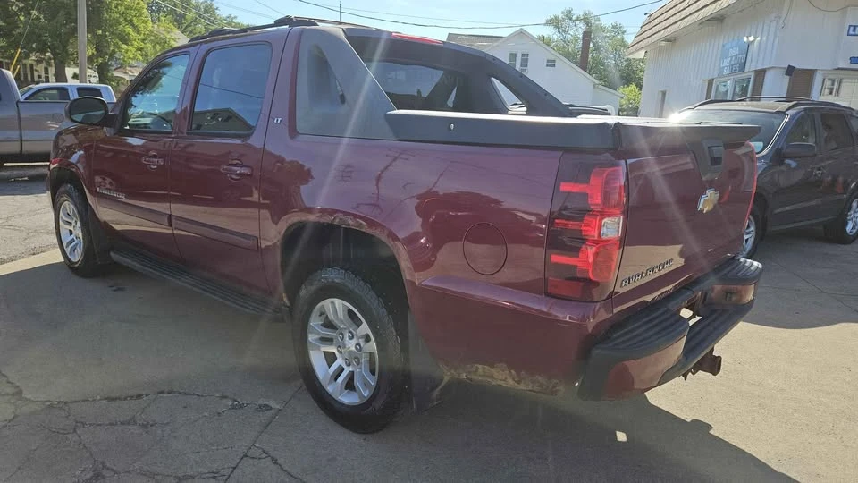 2007 Chevrolet Avalanche - Image 3 of 13