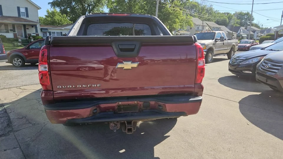 2007 Chevrolet Avalanche - Image 4 of 13