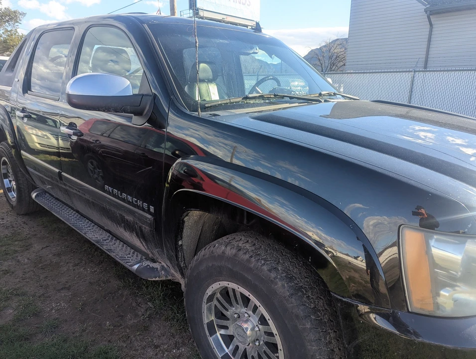2007 Chevrolet Avalanche - Image 3 of 12