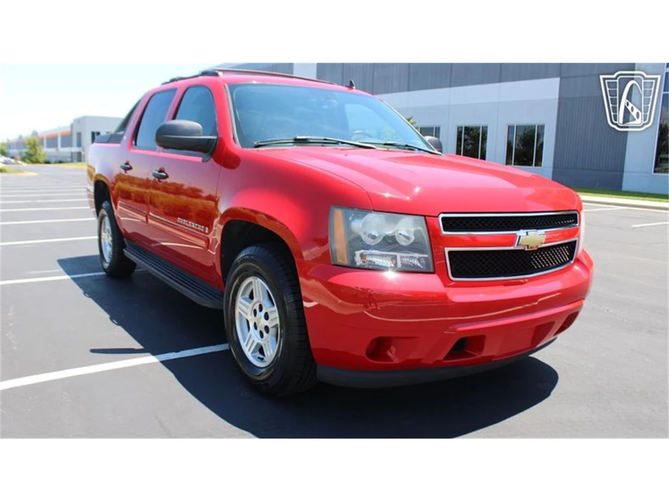2007 Chevrolet Avalanche - Image 6 of 31