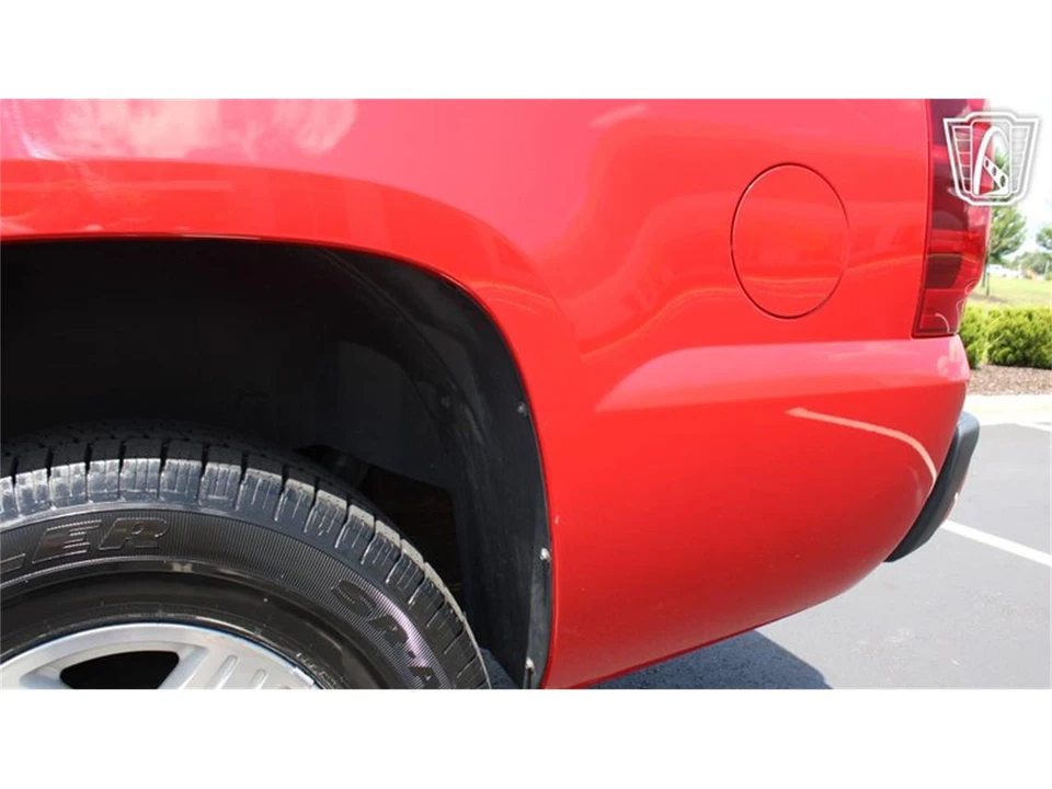 2007 Chevrolet Avalanche - Image 11 of 31