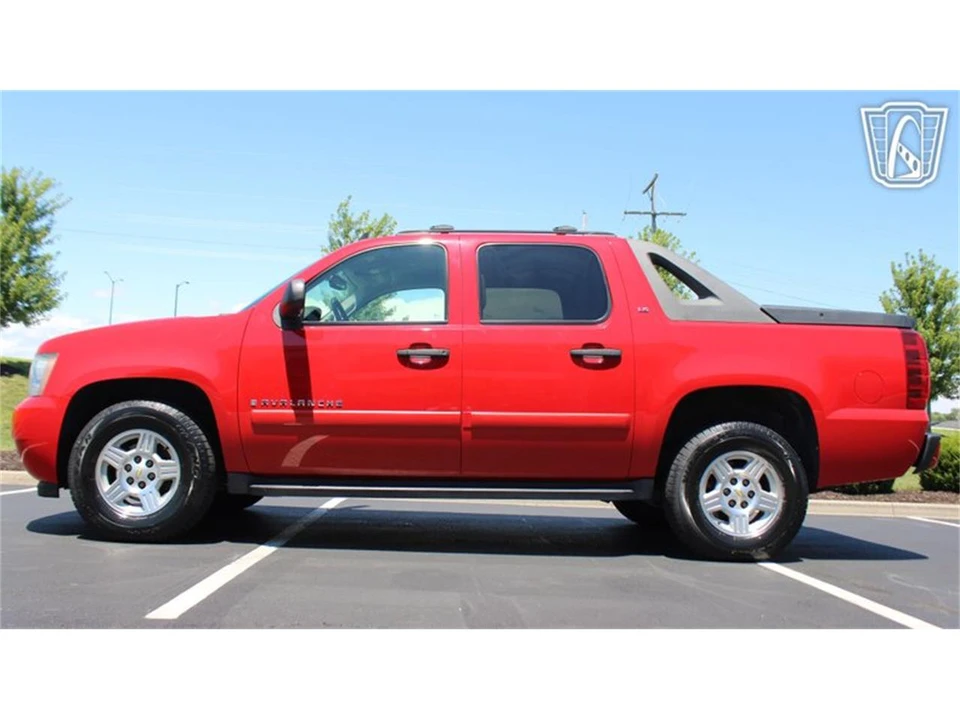 2007 Chevrolet Avalanche - Image 28 of 31