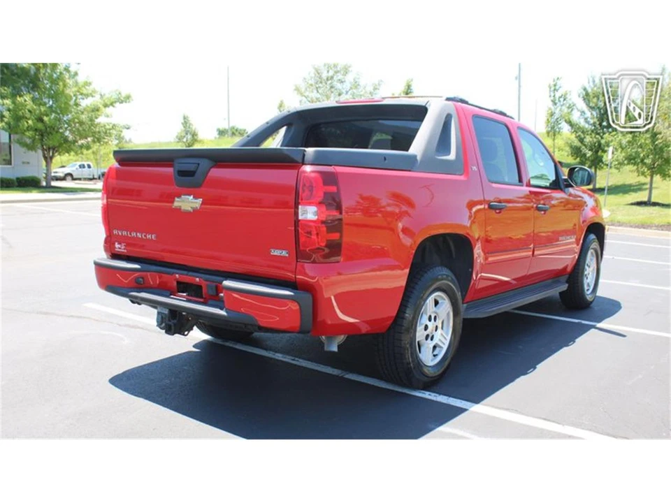 2007 Chevrolet Avalanche - Image 5 of 31