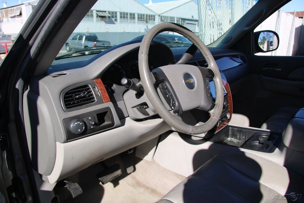 2007 Chevrolet Avalanche - Image 15 of 21