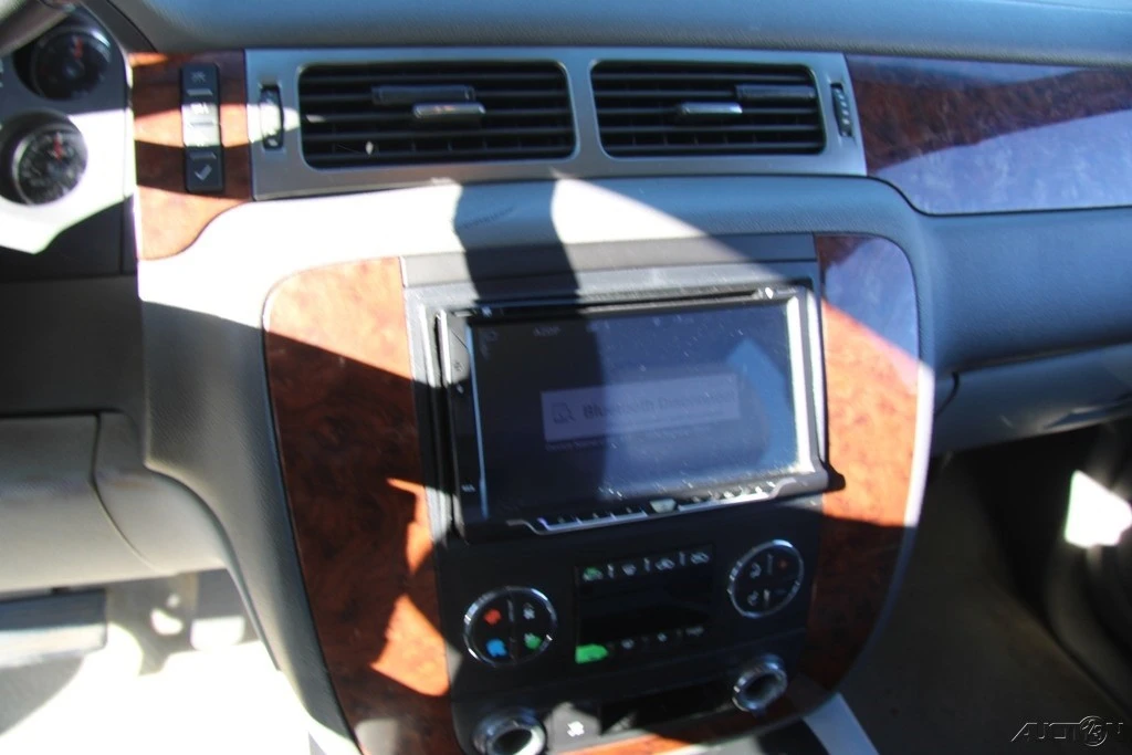 2007 Chevrolet Avalanche - Image 18 of 21