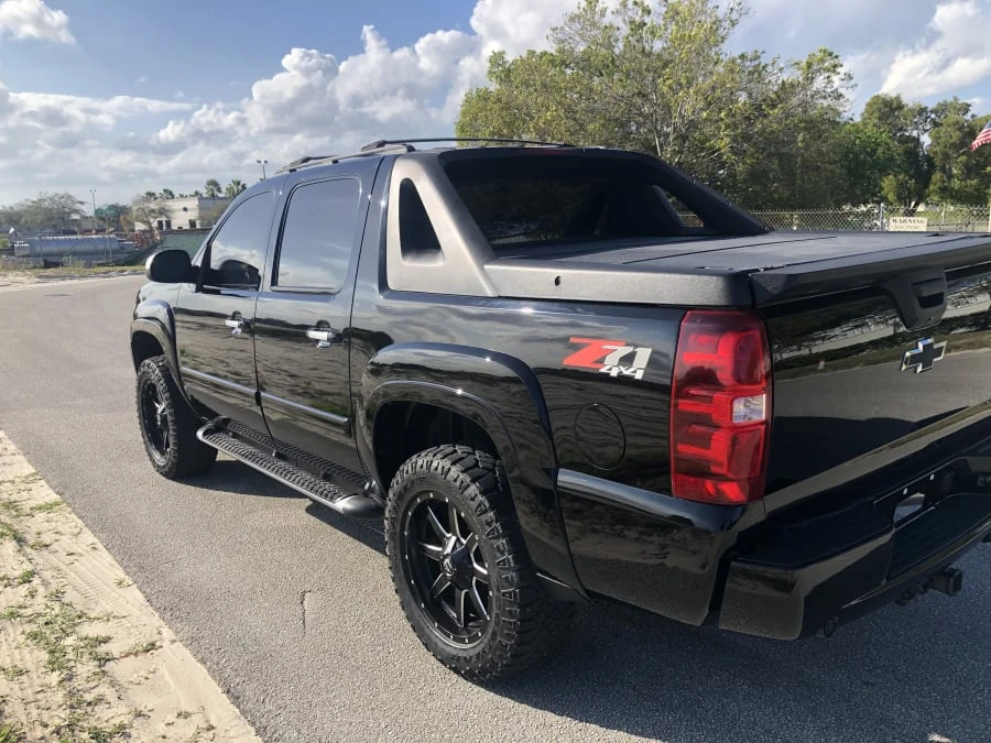 2007 Chevrolet Avalanche - Image 3 of 12