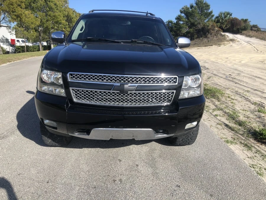 2007 Chevrolet Avalanche - Image 10 of 12