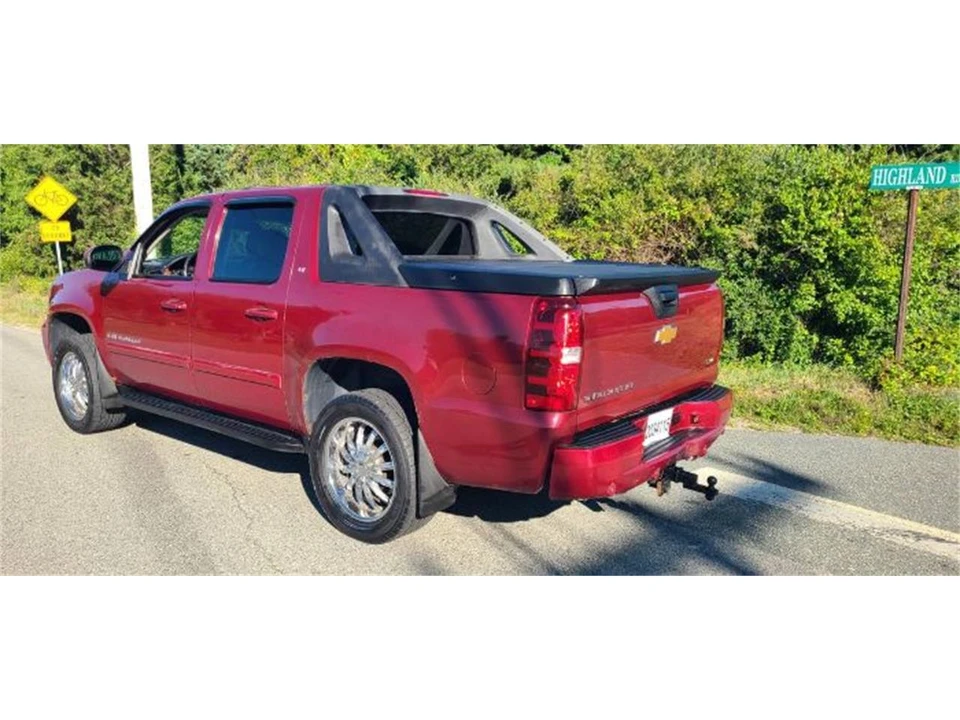 2007 Chevrolet Avalanche - Image 2 of 20
