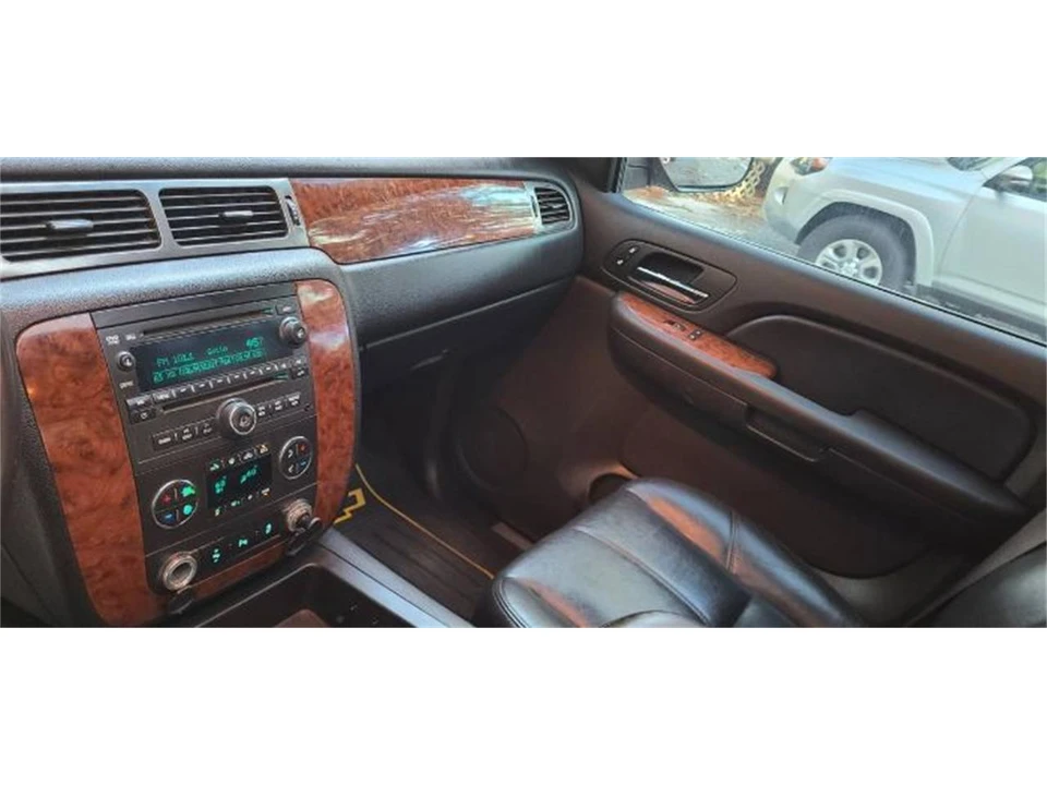 2007 Chevrolet Avalanche - Image 9 of 20