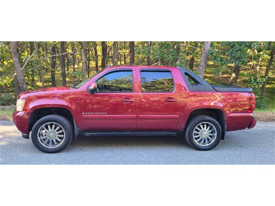 2007 Chevrolet Avalanche - Image 17 of 20