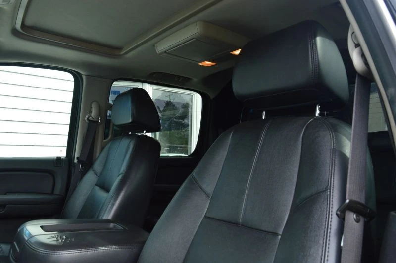 2007 Chevrolet Avalanche - Image 12 of 12