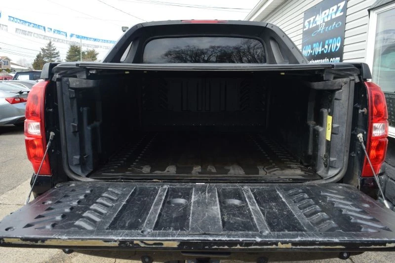 2007 Chevrolet Avalanche - Image 9 of 12