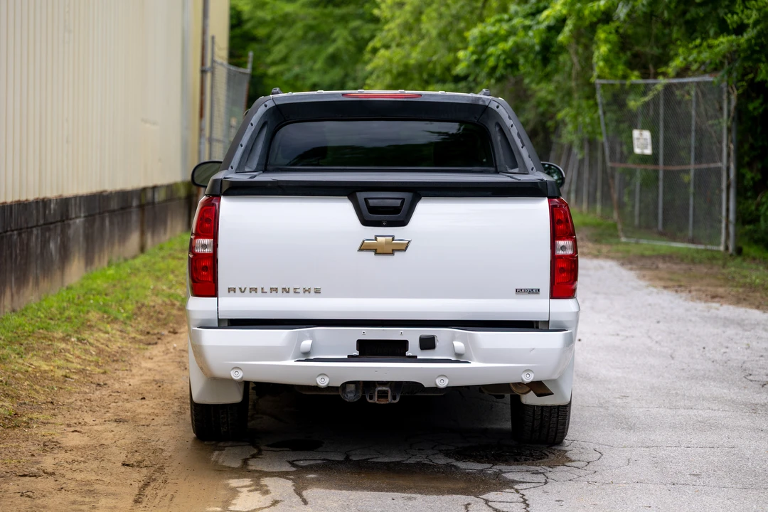 2007 Chevrolet Avalanche - Image 10 of 31