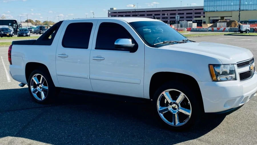 2007 Chevrolet Avalanche - Image 9 of 12