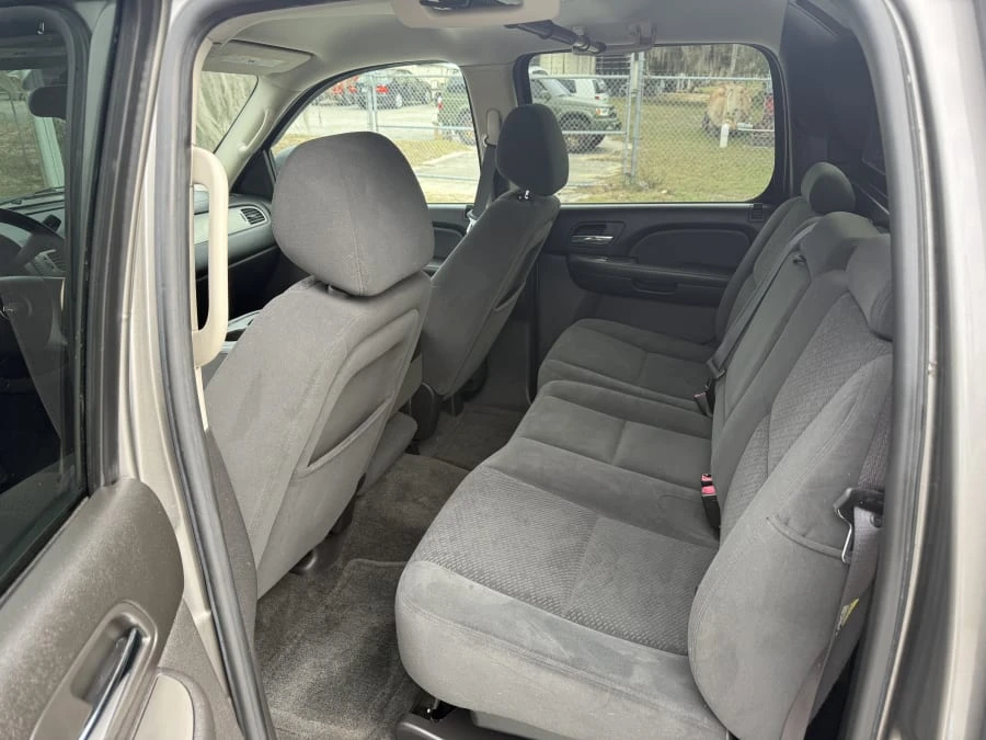 2007 Chevrolet Avalanche - Image 16 of 24