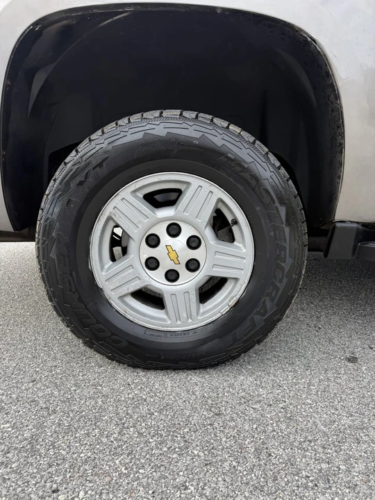 2007 Chevrolet Avalanche - Image 7 of 24