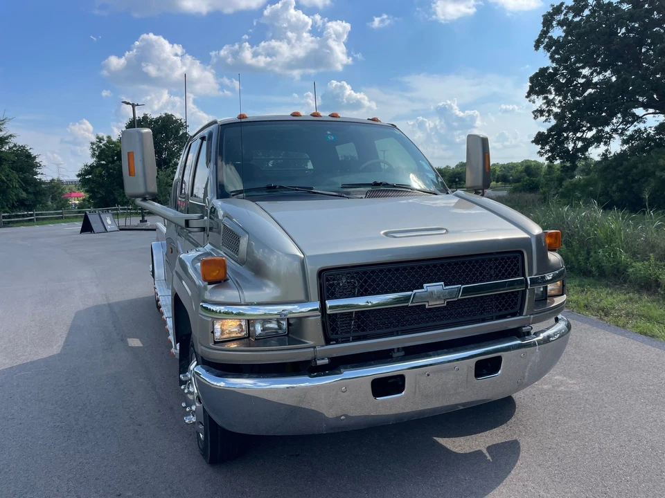 2007 Chevrolet Kodiak - Image 4 of 24