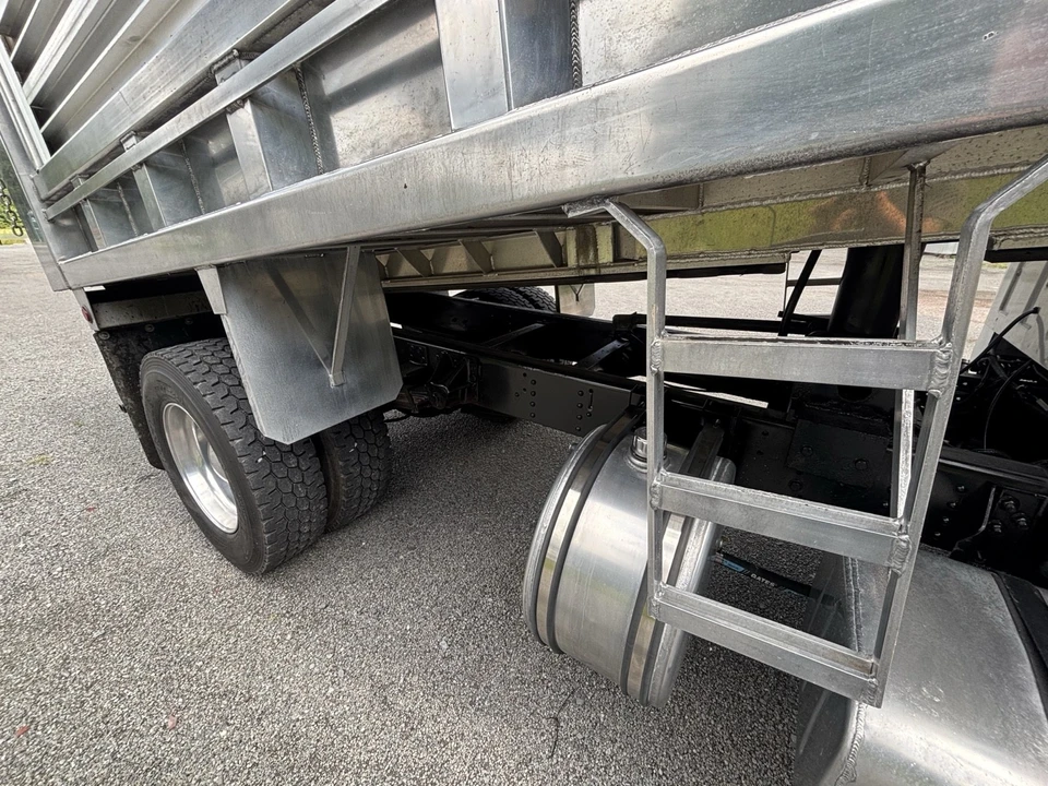 2007 Chevrolet Kodiak - Image 14 of 27