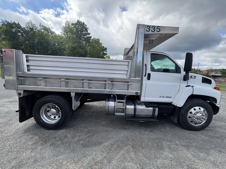 2007 Chevrolet Kodiak - Image 9 of 27
