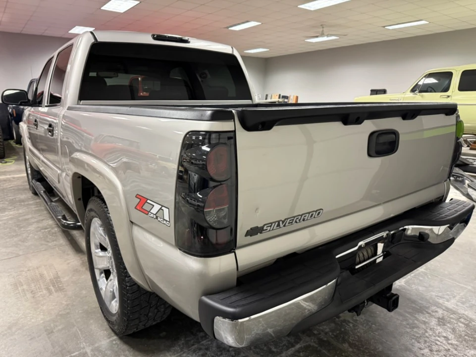 2007 Chevrolet Silverado 1st Gen - Image 3 of 24