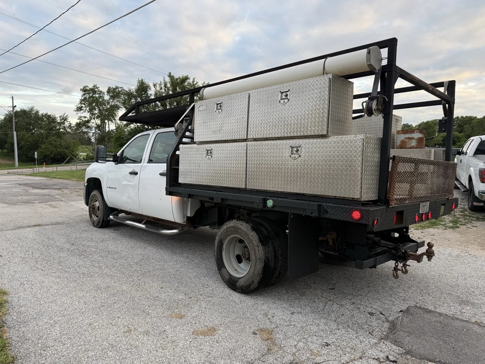 2007 Chevrolet C/K - Image 3 of 16