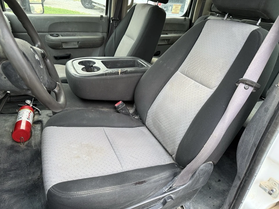 2007 Chevrolet C/K - Image 12 of 16