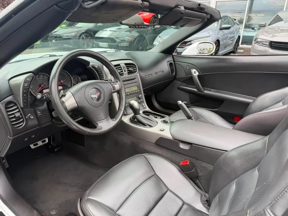 2007 Chevrolet Corvette C6 - Image 11 of 16