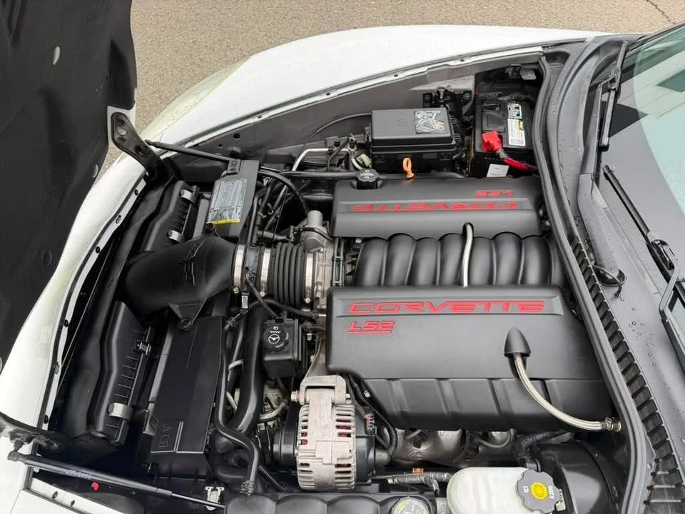 2007 Chevrolet Corvette C6 - Image 10 of 16