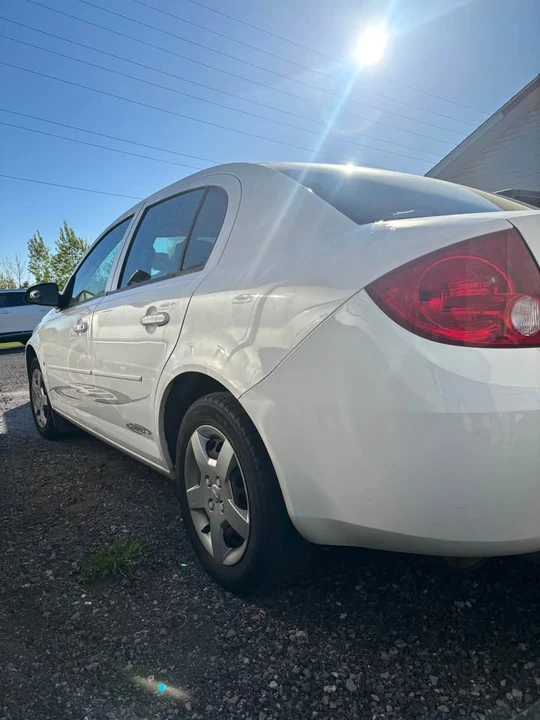 2007 Chevrolet Cobalt 1st Gen - Image 3 of 10