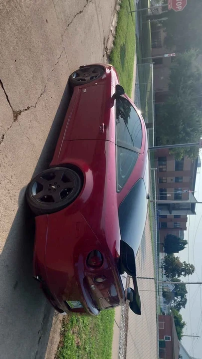 2007 Chevrolet Cobalt 1st Gen - Image 2 of 12