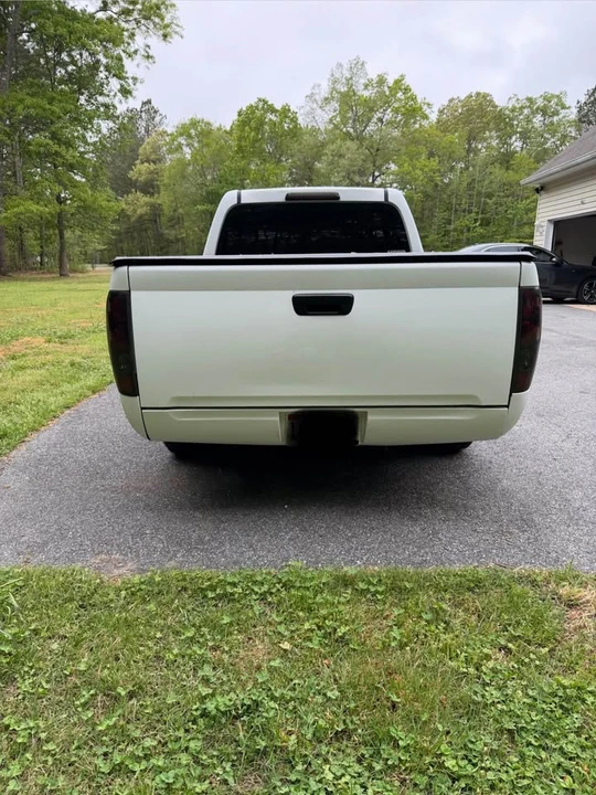 2007 Chevrolet Colorado 1st Gen - Image 2 of 9