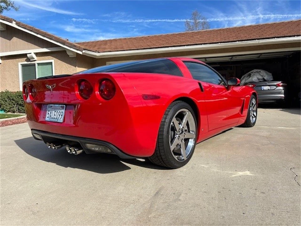 2007 Chevrolet Corvette C6 - Image 2 of 22