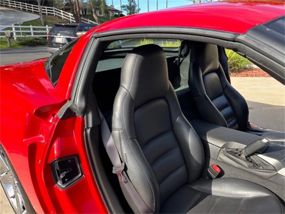 2007 Chevrolet Corvette C6 - Image 12 of 22
