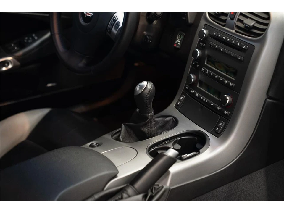 2007 Chevrolet Corvette C6 - Image 16 of 31