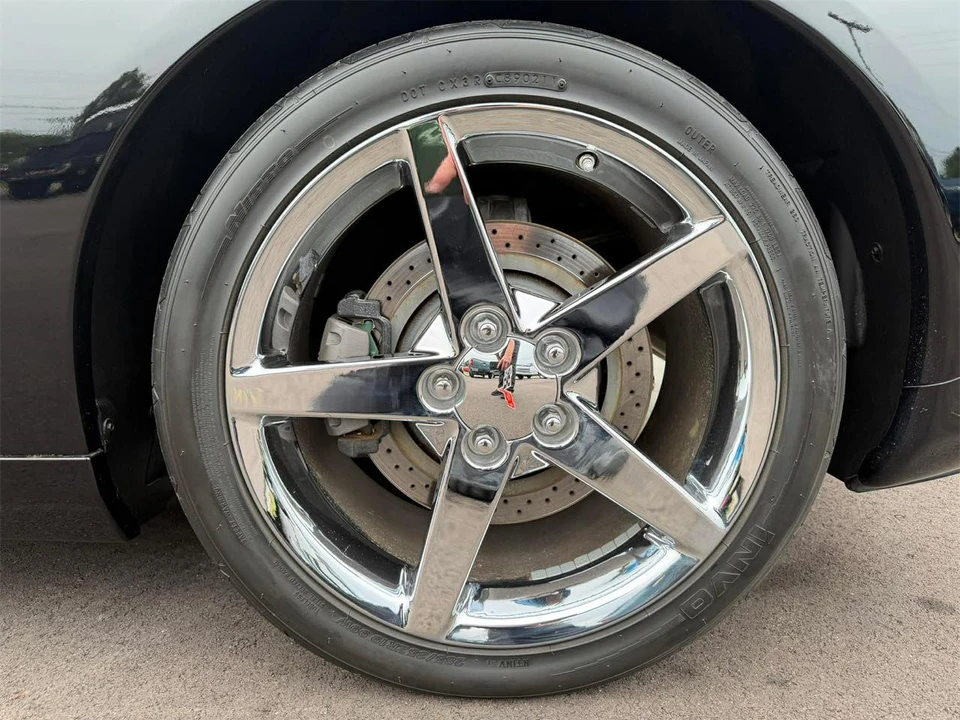 2007 Chevrolet Corvette C6 - Image 10 of 31