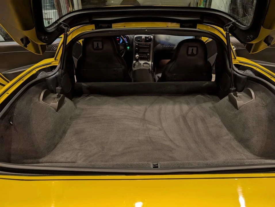 2007 Chevrolet Corvette C6 - Image 11 of 18