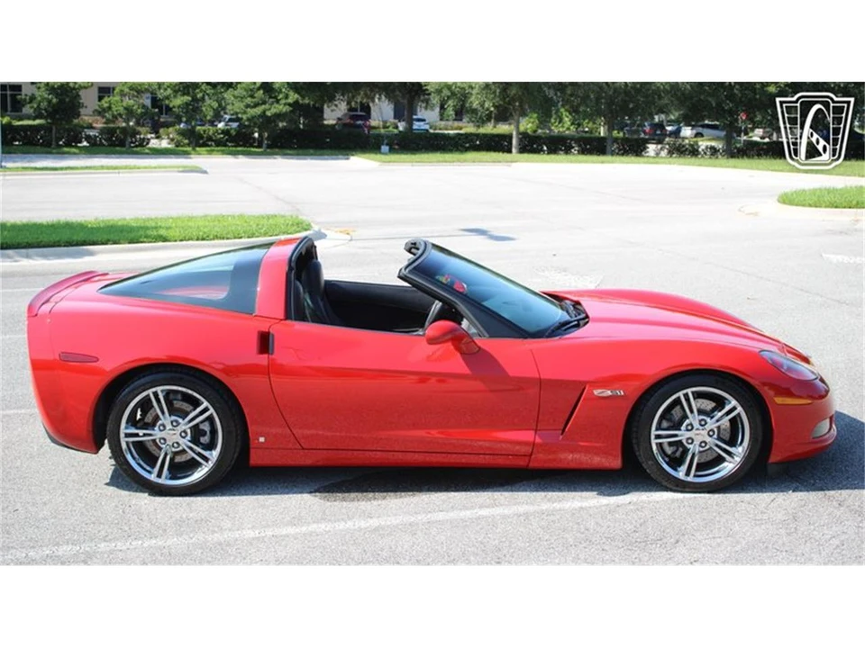 2007 Chevrolet Corvette C6 - Image 24 of 31