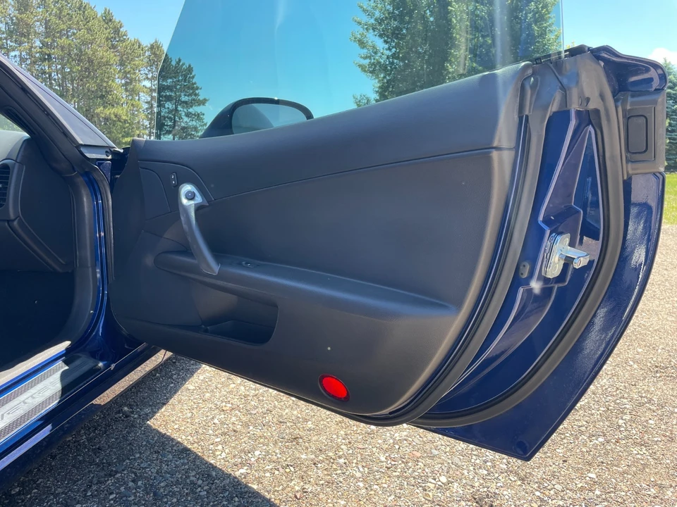 2007 Chevrolet Corvette C6 - Image 14 of 26