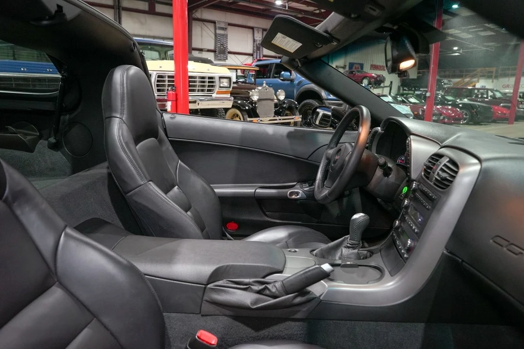 2007 Chevrolet Corvette C6 - Image 17 of 31