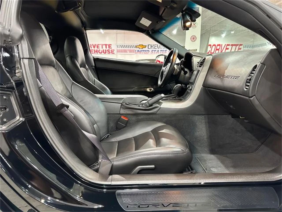 2007 Chevrolet Corvette C6 - Image 10 of 30