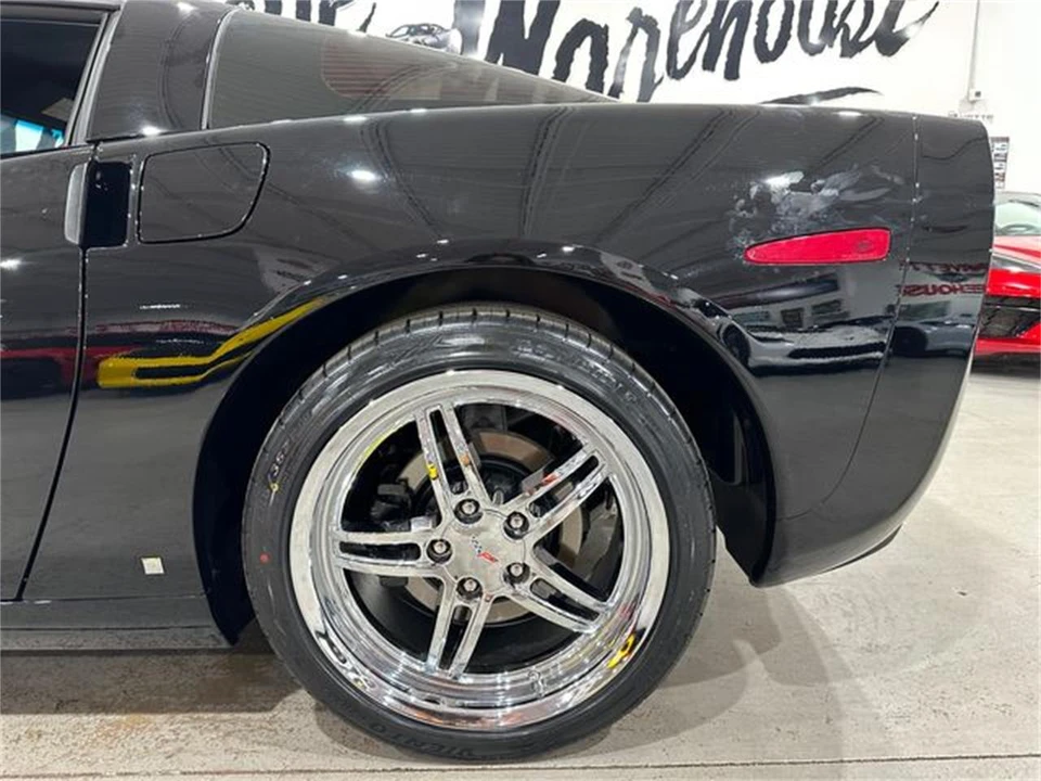 2007 Chevrolet Corvette C6 - Image 24 of 30