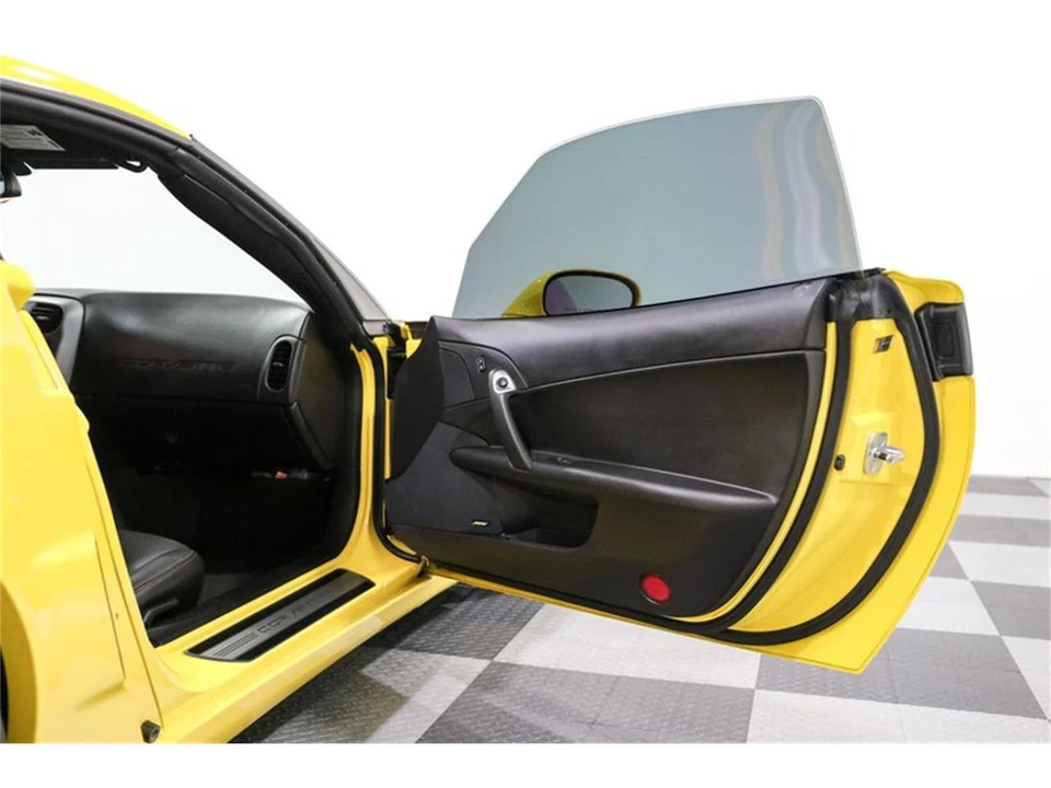 2007 Chevrolet Corvette C6 - Image 12 of 24