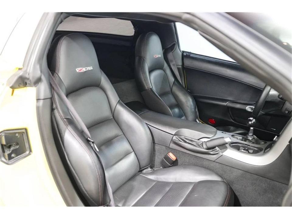 2007 Chevrolet Corvette C6 - Image 14 of 24