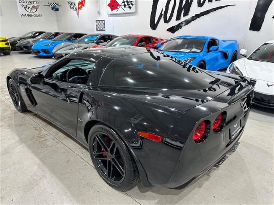 2007 Chevrolet Corvette C6 - Image 16 of 30