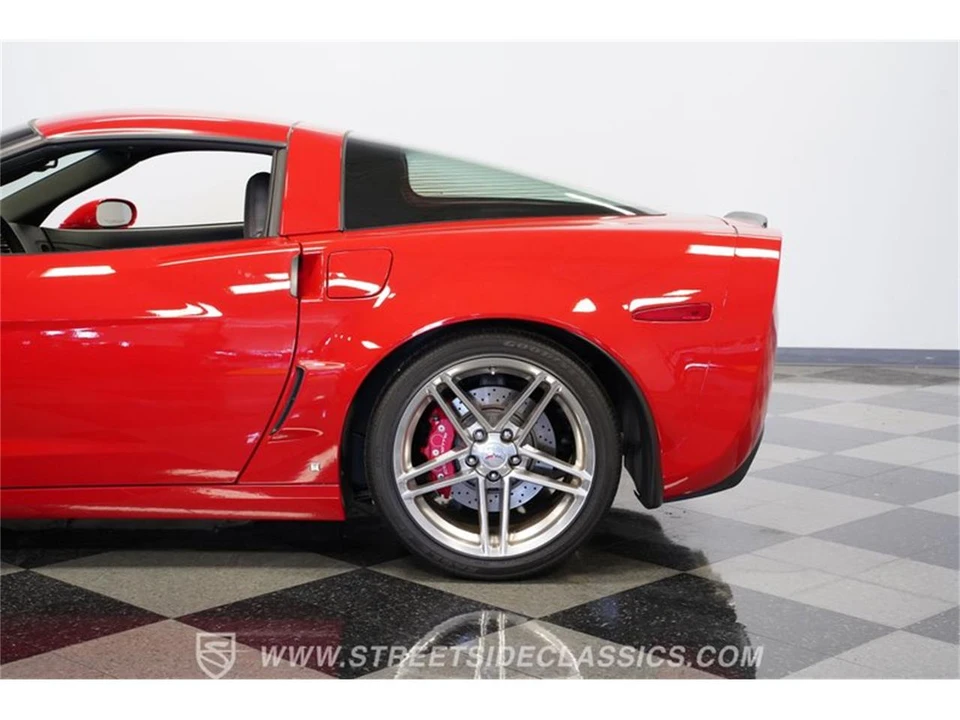 2007 Chevrolet Corvette C6 - Image 23 of 31