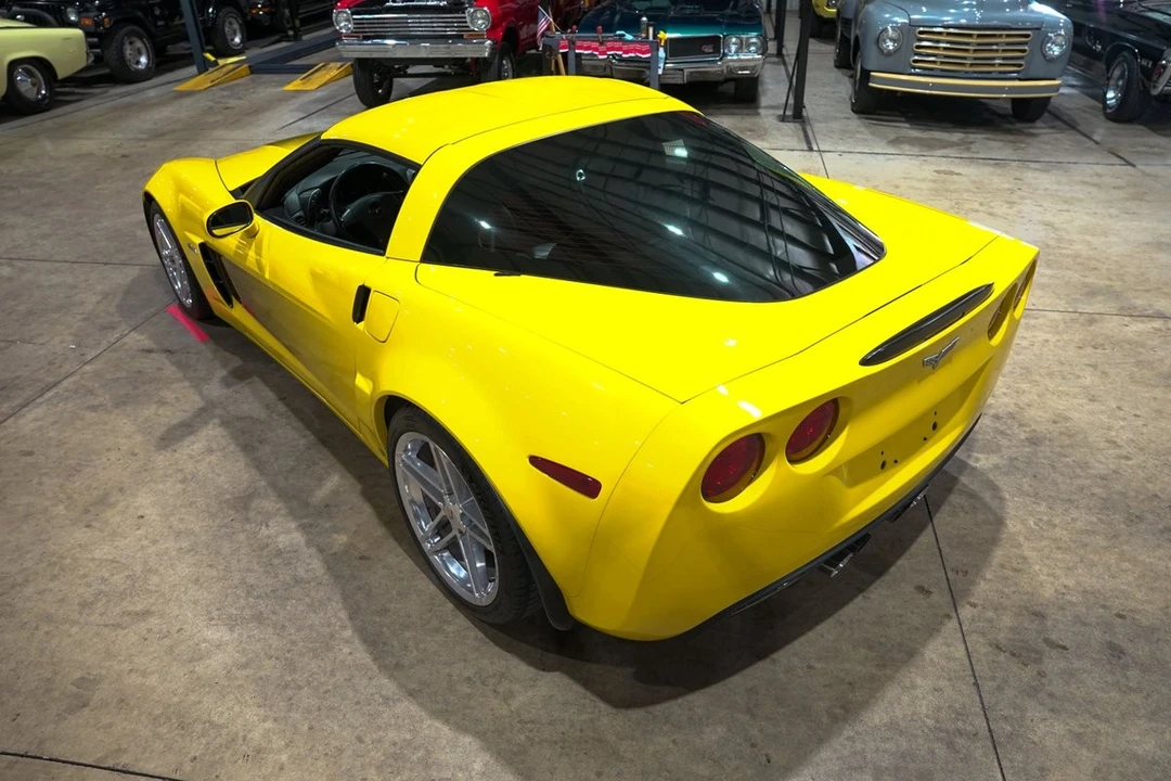 2007 Chevrolet Corvette C6 - Image 16 of 31
